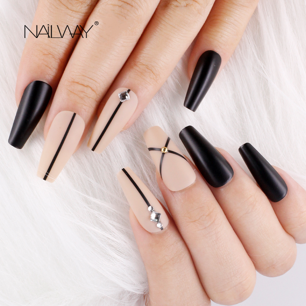 Black box long fake nails (20)