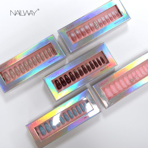 Laser box fake nails with diamond (1)