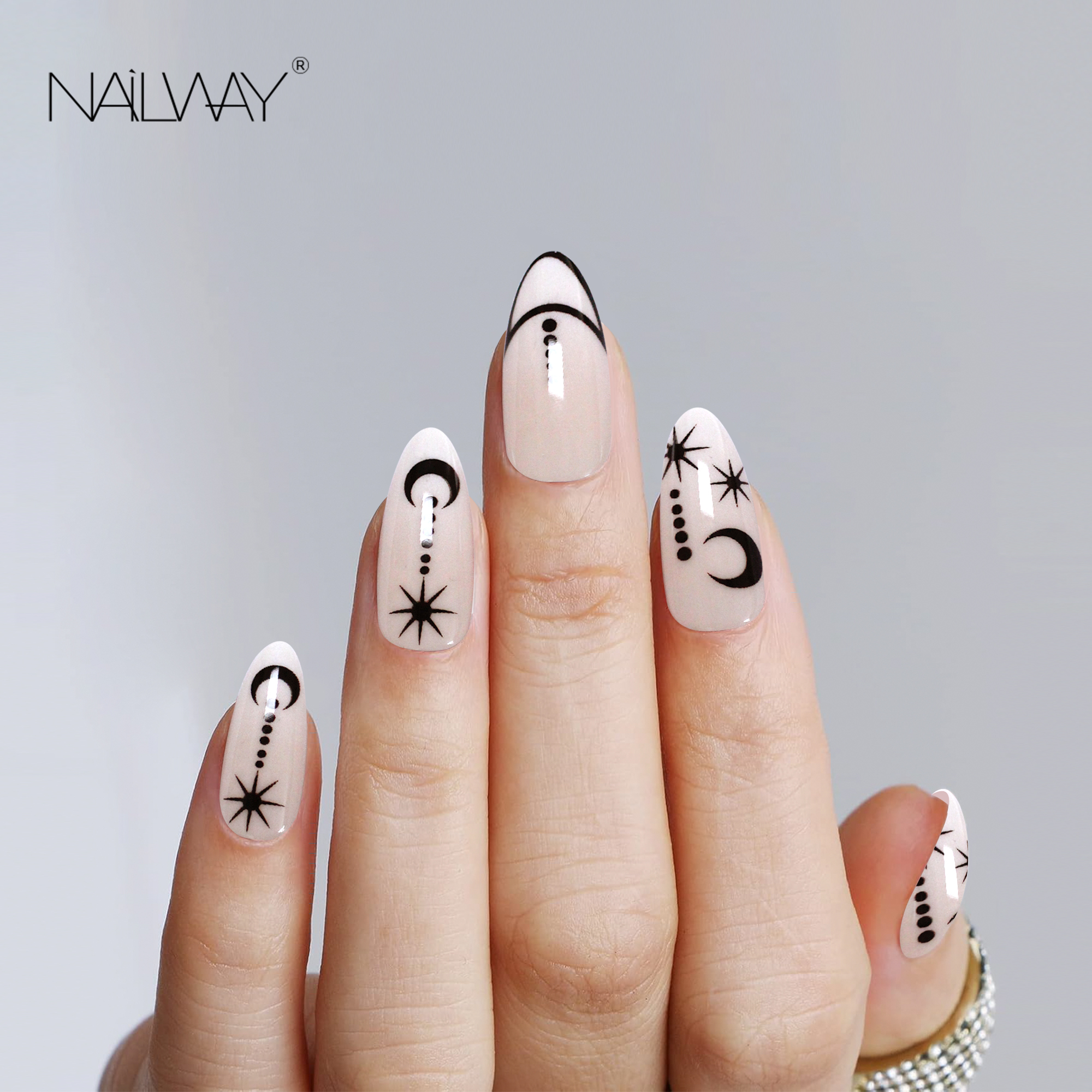 Perfect Shape Reusable Glossy Full Cover 24Pcs Moon Star Print Long Stiletto Fake Nails - Image 2